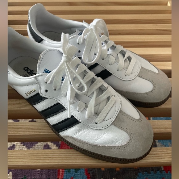 Adidas Samba OG Cloud White and Black Womenβs 9 Shoes Sneakers - Picture 2 of 15